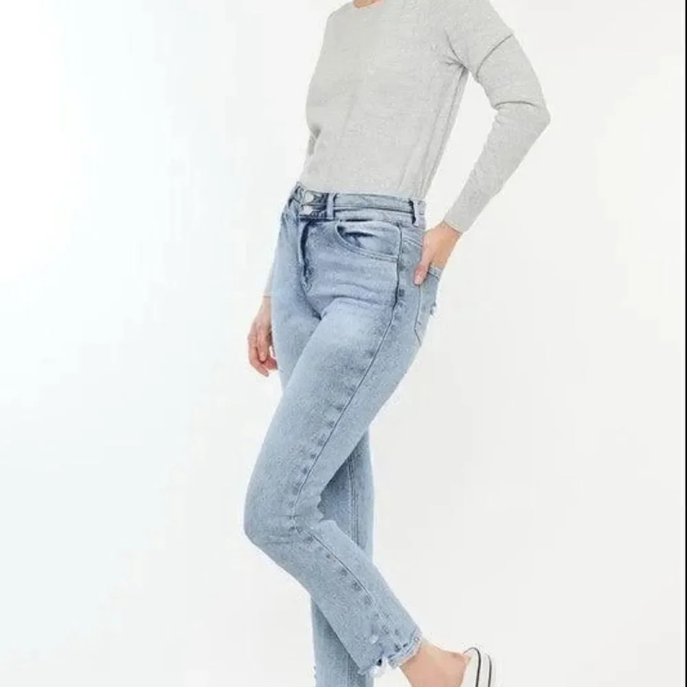 Kancan High Rise Slim Straight Jeans